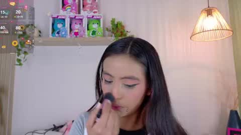 Snapshot of emilyy_bank chatting on 07/15/26, 08:47 Emily Bank online show from 07/15/26, 08:47