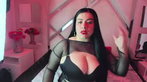 Snapshot of emilyy_moon_ chatting on 05/03/26, 03:34 Emilyy Moon online show from 05/03/26, 03:34