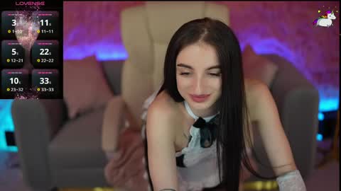 emilyymoon online show from 05/26/26, 12:56