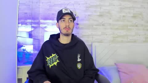 emir_ozan online show from 01/11/26, 11:37