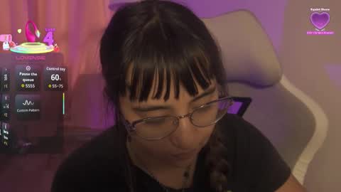 emma online show from 11/30/25, 08:02