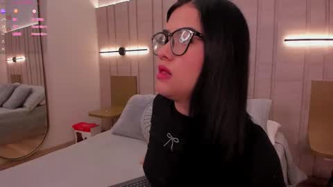 emma  online show from 02/13/26, 07:32