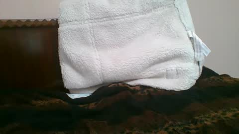 Snapshot of emma_991 chatting on 12/27/24, 10:34 emma_991 online show from 12/27/24, 10:34