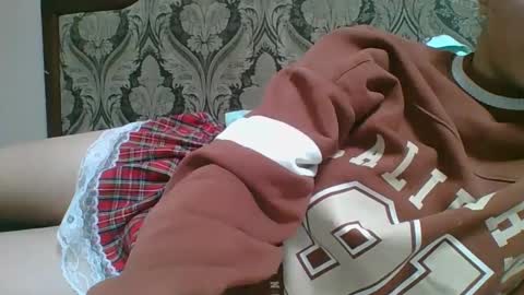 Snapshot of emma_991 chatting on 01/31/25, 01:45 emma_991 online show from 01/31/25, 01:45