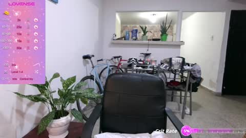 emma______1996 online show from 04/01/26, 06:58