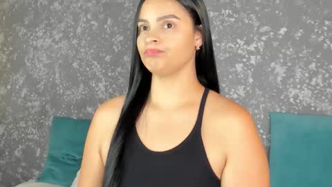 Emma online show from 03/25/26, 07:42