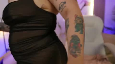 emma__walkerr_ online show from 04/18/26, 07:07