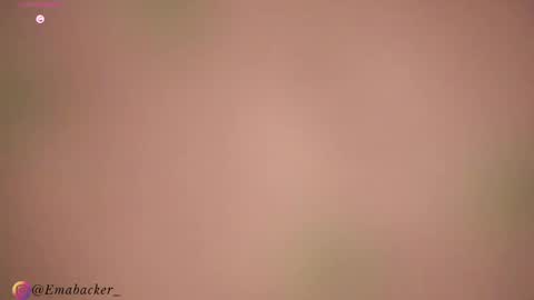 Snapshot of emma_backer_ chatting on 09/10/25, 10:10 Stefany online show from 09/10/25, 10:10