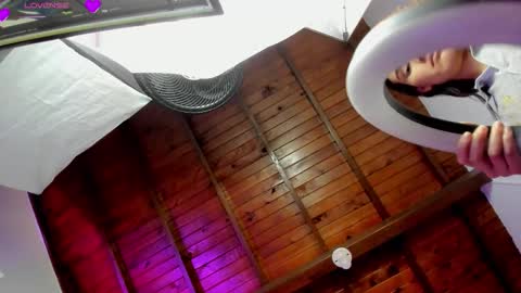 emmabecket  online show from 03/03/26, 12:33