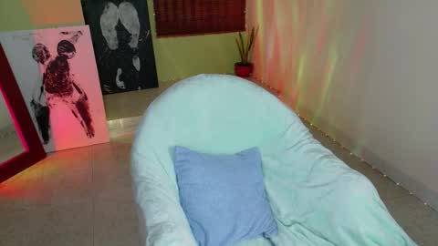 Emma online show from 02/10/26, 07:07