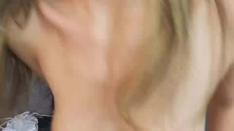 Emma Blue  modelo independiente online show from 02/28/25, 06:21