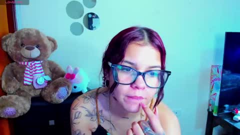 emma_boo_ online show from 04/28/26, 03:28