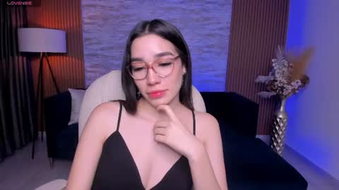 emma_caarter online show from 06/12/26, 03:38