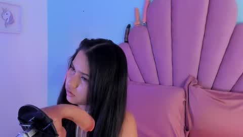 emma online show from 10/13/25, 03:39