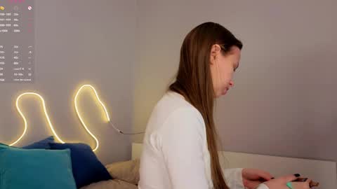 Emma online show from 04/14/26, 01:44