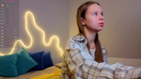 Emma online show from 06/02/26, 01:07