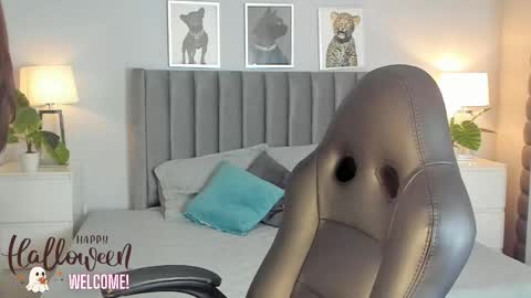 Emma online show from 11/01/25, 08:33