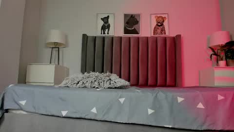 Emma online show from 03/16/26, 07:51