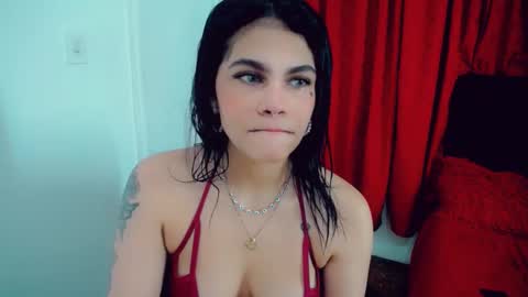 Snapshot of emma_diva chatting on 10/29/25, 11:17 emma online show from 10/29/25, 11:17