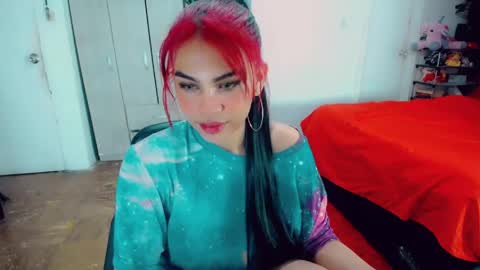 Snapshot of emma_diva chatting on 06/02/26, 05:59 emma online show from 06/02/26, 05:59