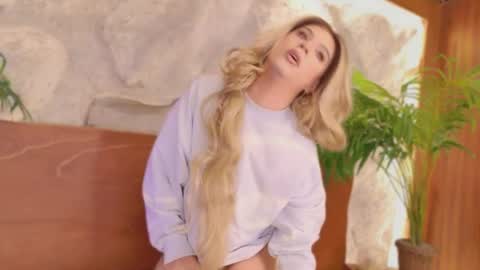 emma_dragon online show from 03/31/26, 05:08