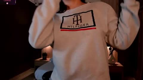 E M M A online show from 09/17/25, 02:24