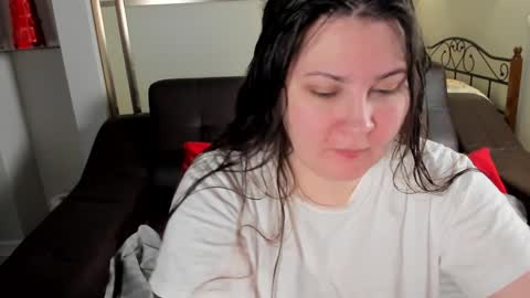 Snapshot of emma_flin chatting on 12/25/24, 05:05 Emma online show from 12/25/24, 05:05