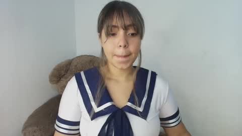 emma_grayys online show from 01/06/26, 06:17