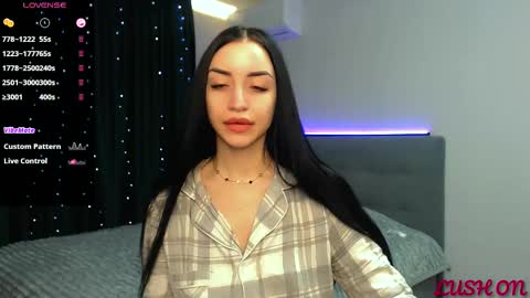 Snapshot of emma_jordan chatting on 02/21/25, 10:39 Emma online show from 02/21/25, 10:39