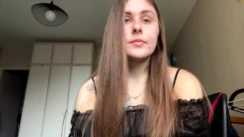 emma_just online show from 03/12/25, 07:57