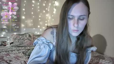 emma_just online show from 10/02/25, 07:43