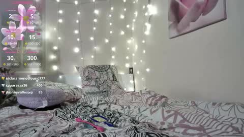 emma_just online show from 10/29/25, 06:53