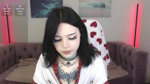 emma_kirks online show from 11/28/25, 10:29