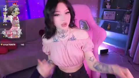 emma_kirks online show from 06/20/26, 12:30
