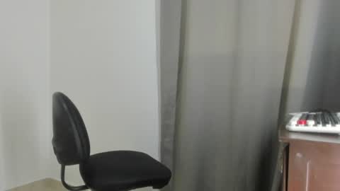 whises lits        online show from 07/24/26, 11:03