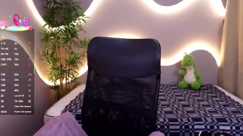 Emma online show from 01/06/26, 04:16