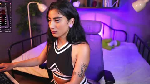 Emma online show from 05/26/26, 09:55
