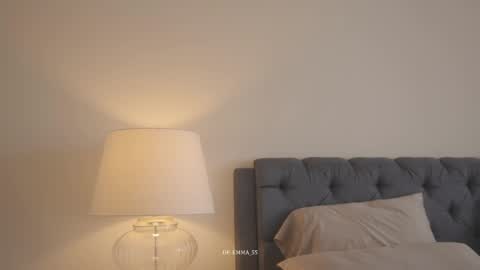 emma_lu1 online show from 11/16/25, 04:12