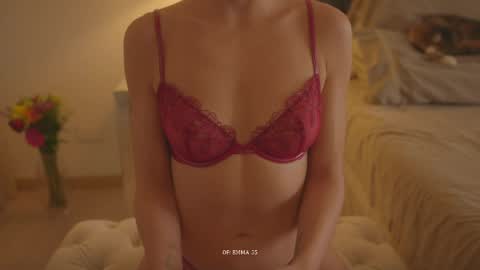 emma_lu1 online show from 06/07/26, 05:16