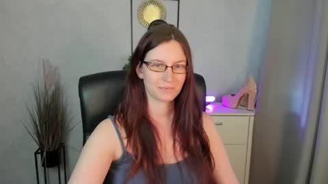 emma online show from 06/29/26, 10:15