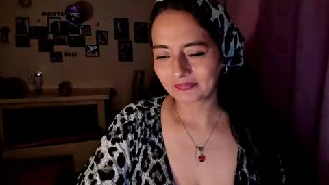  emma luxy online show from 04/06/26, 04:46