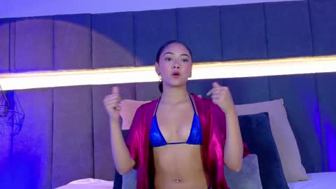 Emma online show from 04/10/26, 03:45