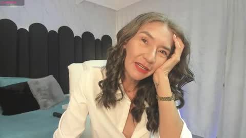 Emma  online show from 02/07/25, 06:24