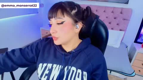 Emma Monserratt online show from 03/04/26, 08:15