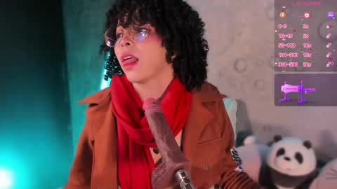 Snapshot of emma_nakamura chatting on 10/04/25, 10:24 online show from 10/04/25, 10:24