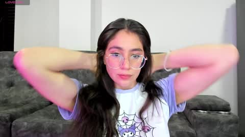 Emma online show from 01/31/25, 02:15