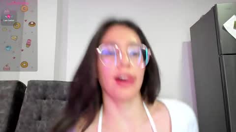 Emma online show from 02/12/25, 04:54