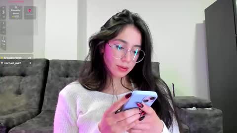 Emma online show from 09/14/25, 06:23