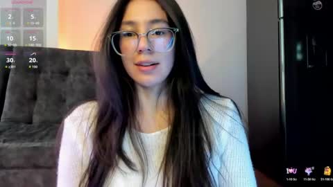 Emma online show from 07/28/26, 10:53
