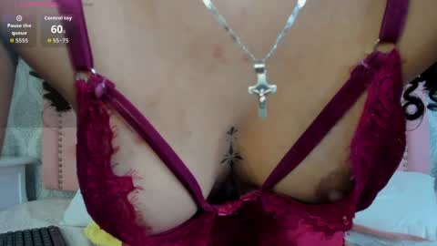 emma scott 7 online show from 04/18/26, 11:47